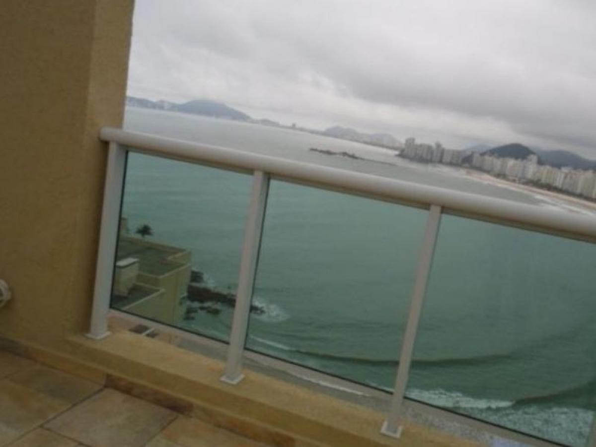 Casa de 3 dormitorios en Sao Paulo, Brazil No. 447412