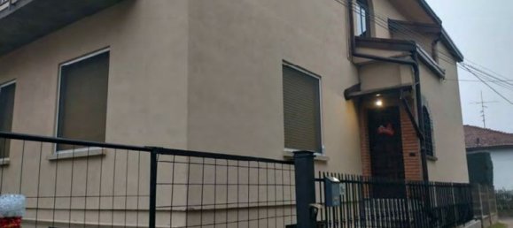 5 rooms Apartment in Biandronno, Italy No. 198329 6