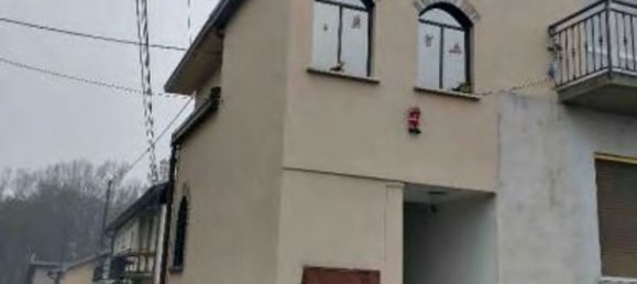 5 rooms Apartment in Biandronno, Italy No. 198329 3