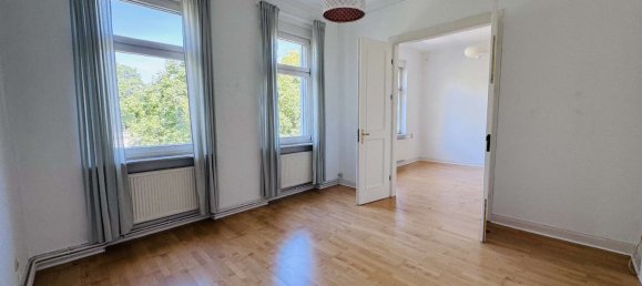 302m² Building in Bonn, Germany No. 277417 2