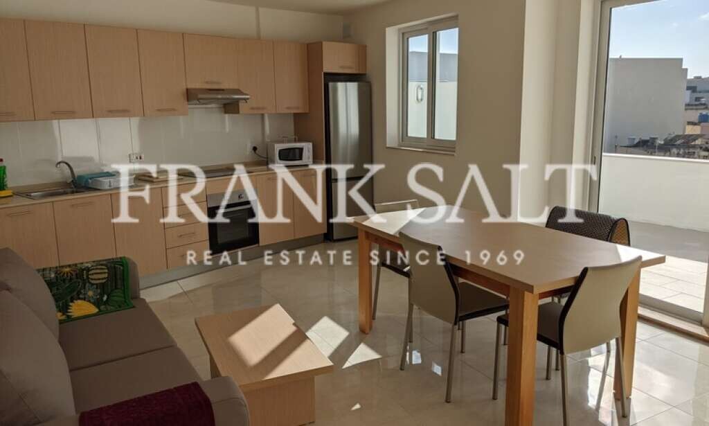 Пентхаус с 1 спальней в Мсида, Мальта № 10366