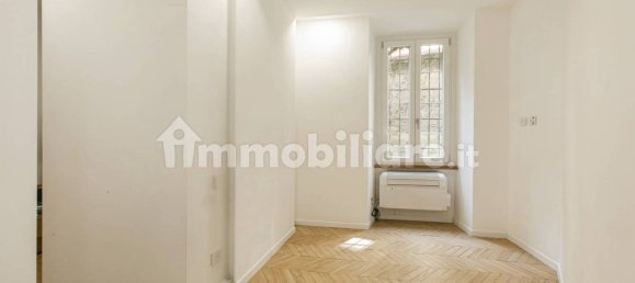 2 bedrooms Apartment in Rome, Italy No. 229287 10