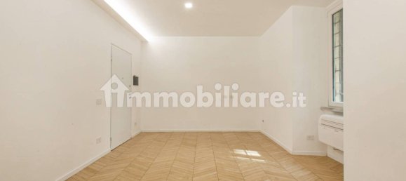 2 bedrooms Apartment in Rome, Italy No. 229287 7