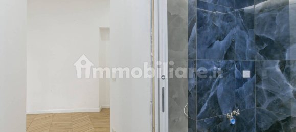 2 bedrooms Apartment in Rome, Italy No. 229287 9
