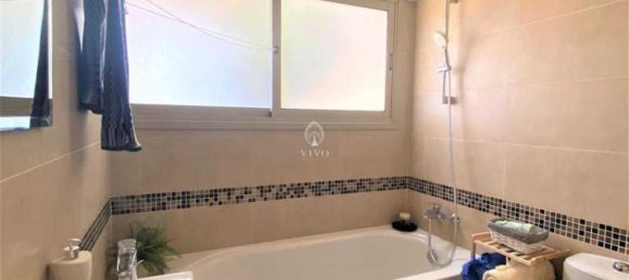 4 bedrooms Villa in Pyrgos, Cyprus No. 19096 14