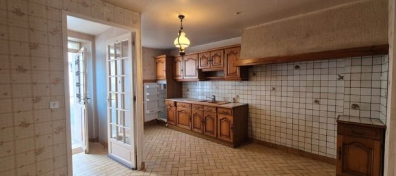 2 chambres Maison de ville à Orsennes, France No. 259169 2