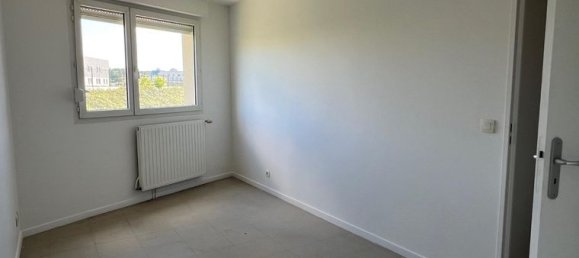 4 bedrooms Apartment in Evreux, France No. 311274 7