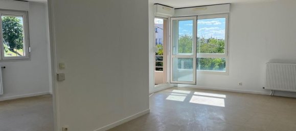 4 bedrooms Apartment in Evreux, France No. 311274 3