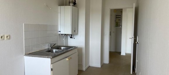 4 bedrooms Apartment in Evreux, France No. 311274 10