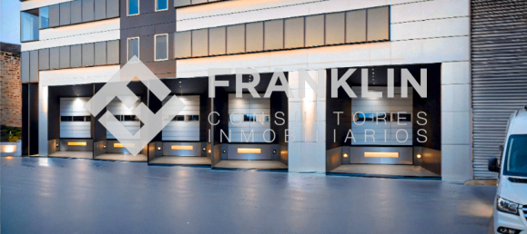 Склад 3706м² в Сан Бой де Льобрегат, Испания № 81308 2