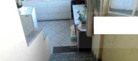 5 bedrooms Duplex in Parabiago, Italy No. 357952 4