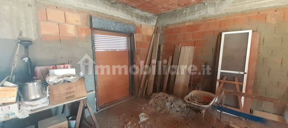 3 Schlafzimmer Haus in Messina, Italy, Nr. 46399 11