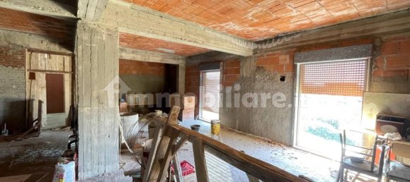 3 Schlafzimmer Haus in Messina, Italy, Nr. 46399 26