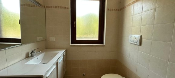 4 Schlafzimmer Haus in Guidonia Montecelio, Italy, Nr. 335776 14