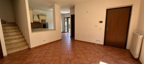 4 Schlafzimmer Haus in Guidonia Montecelio, Italy, Nr. 335776 18