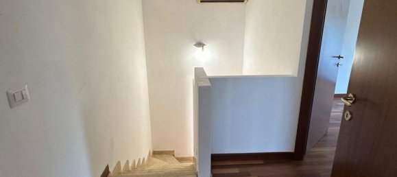 4 Schlafzimmer Haus in Guidonia Montecelio, Italy, Nr. 335776 29