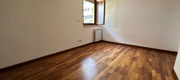 4 Schlafzimmer Haus in Guidonia Montecelio, Italy, Nr. 335776 27