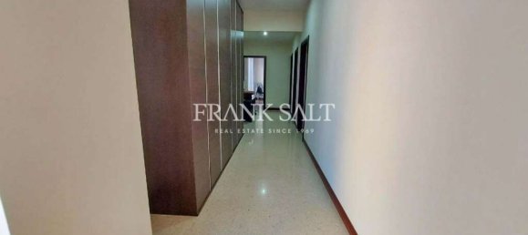 3 غرف نوم فيلا في Msida, Malta رقم 223 16