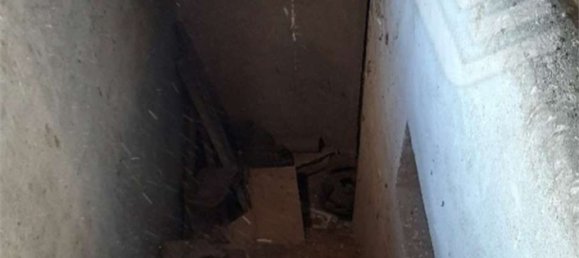 3 bedrooms Apartment in Trino, Italy No. 381616 2