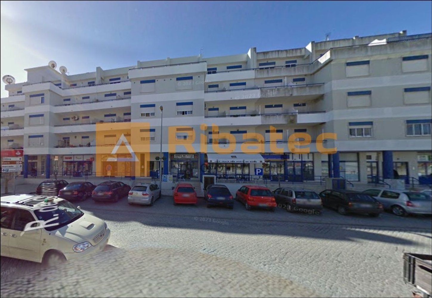 39m² Commercial property in Coruche, Portugal No. 330913