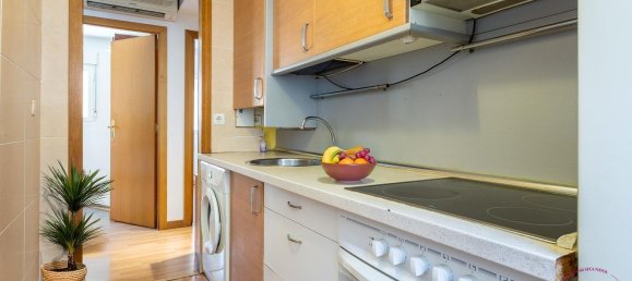 2 bedrooms Apartment in Zaragoza, Spain No. 157032 3