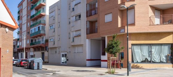 2 bedrooms Apartment in Zaragoza, Spain No. 157032 8