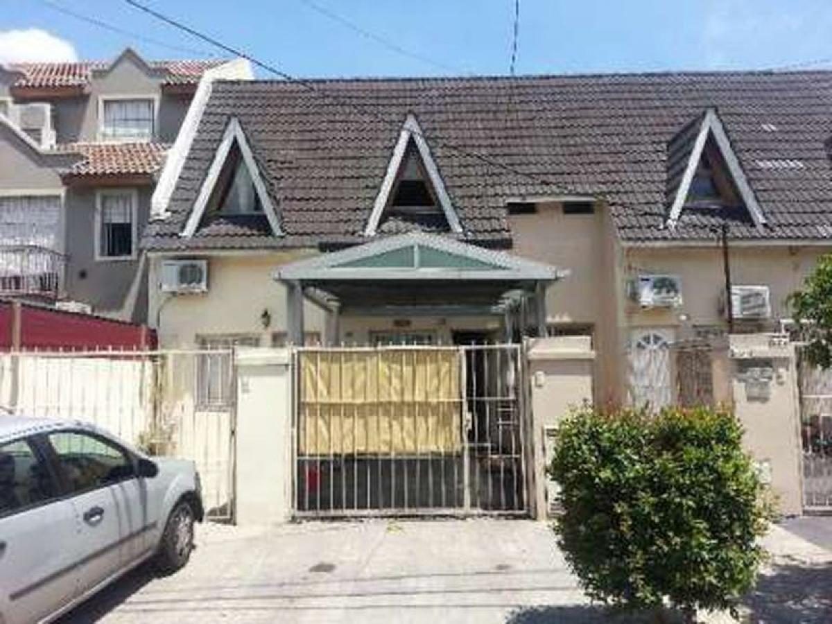 3 bedrooms House in Bermudez, Argentina No. 59246