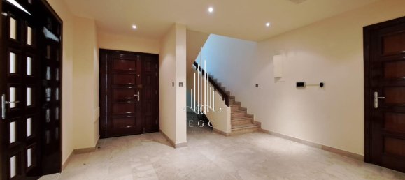 Villa de 4 dormitorios en Al Dhafrah, UAE No. 39200 5