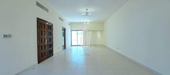 Villa de 4 dormitorios en Al Dhafrah, UAE No. 39200 2