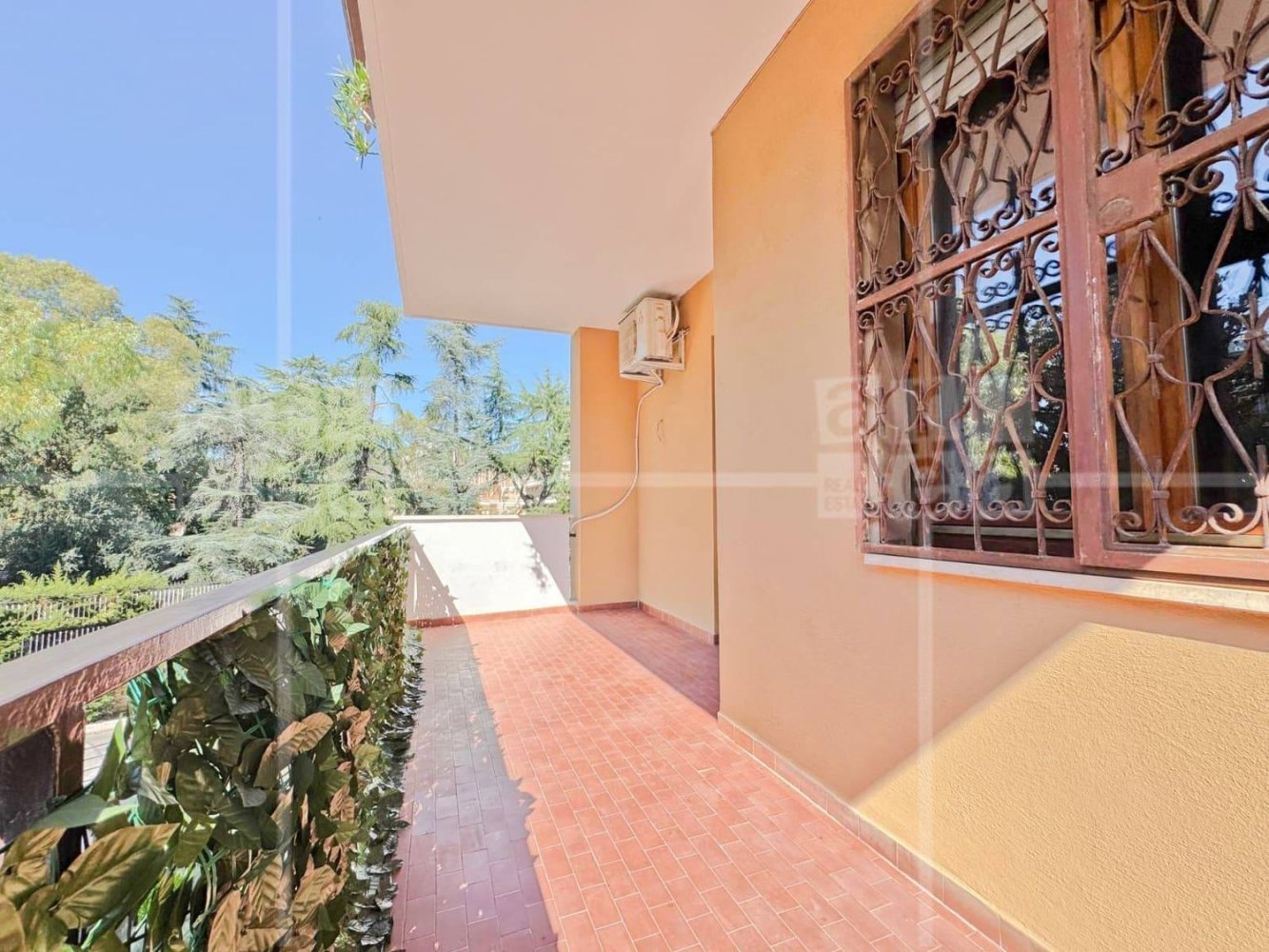 Apartamento de 4 dormitorios en Rome, Italy No. 335030