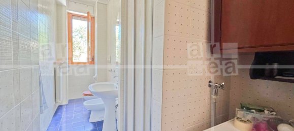 Apartamento de 4 dormitorios en Rome, Italy No. 335030 30