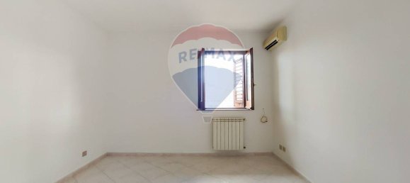 Apartamento T2 em Aci Catena, Italy N.º 166366 15