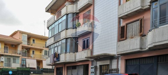 Apartamento T2 em Aci Catena, Italy N.º 166366 47