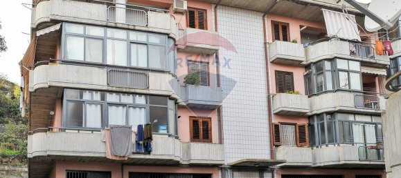 Apartamento T2 em Aci Catena, Italy N.º 166366 2