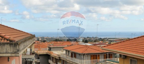 Apartamento T2 em Aci Catena, Italy N.º 166366 38