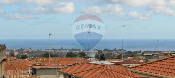 Apartamento T2 em Aci Catena, Italy N.º 166366 39