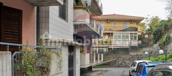 Apartamento T2 em Aci Catena, Italy N.º 166366 45