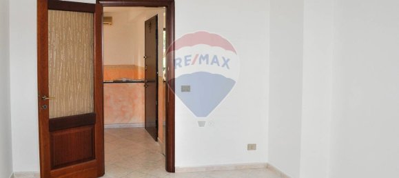 Apartamento T2 em Aci Catena, Italy N.º 166366 7