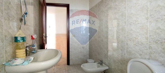 Apartamento T2 em Aci Catena, Italy N.º 166366 29