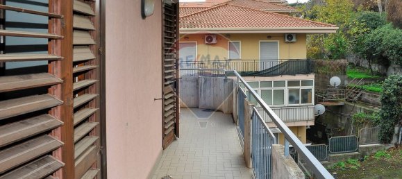 Apartamento T2 em Aci Catena, Italy N.º 166366 32