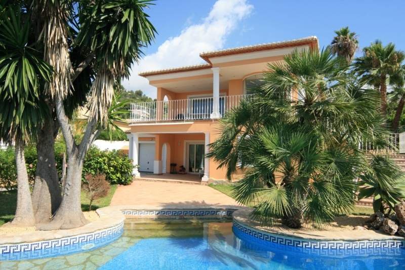 Villa de 4 dormitorios en Moraira, Spain No. 286967