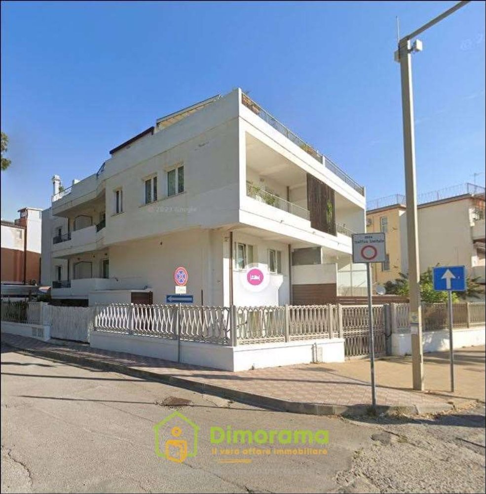 2 rooms Apartment in Cagliari, Italy No. 27455