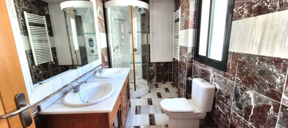 4 Schlafzimmer Doppelhaus in Badajoz, Spain, Nr. 168952 9