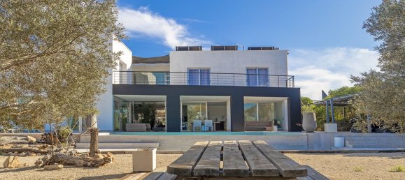 4 bedrooms Villa in Llucmajor, Spain No. 16265 2