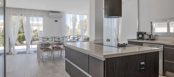 4 bedrooms Villa in Llucmajor, Spain No. 16265 5