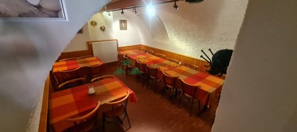 196m² Commercial property in Courtavon, France No. 93168 4