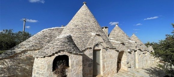 Дом с 3 спальнями в Альберобелло, Италия № 76512 3