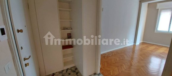 Квартира с 1 спальней в Милан, Италия № 337817 3