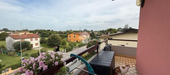 3 bedrooms Apartment in Pordenone, Italy No. 373332 16