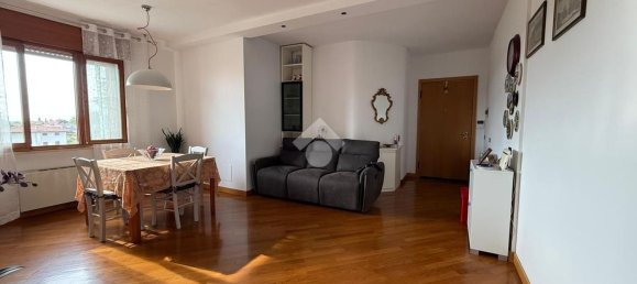 3 bedrooms Apartment in Pordenone, Italy No. 373332 6